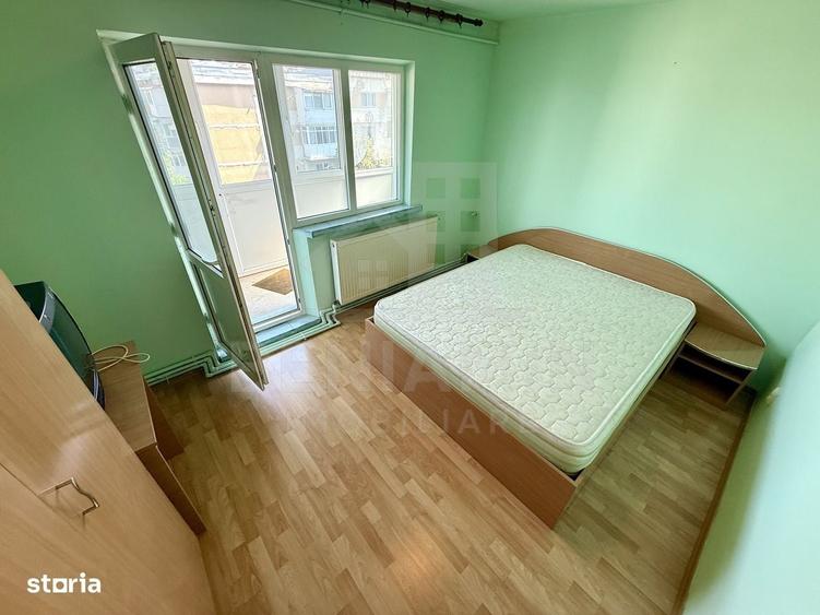 Apartament cu 2 camere semidecomandat în Rovine