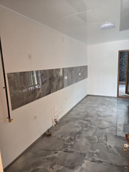 Casă cu 2 camere în Central