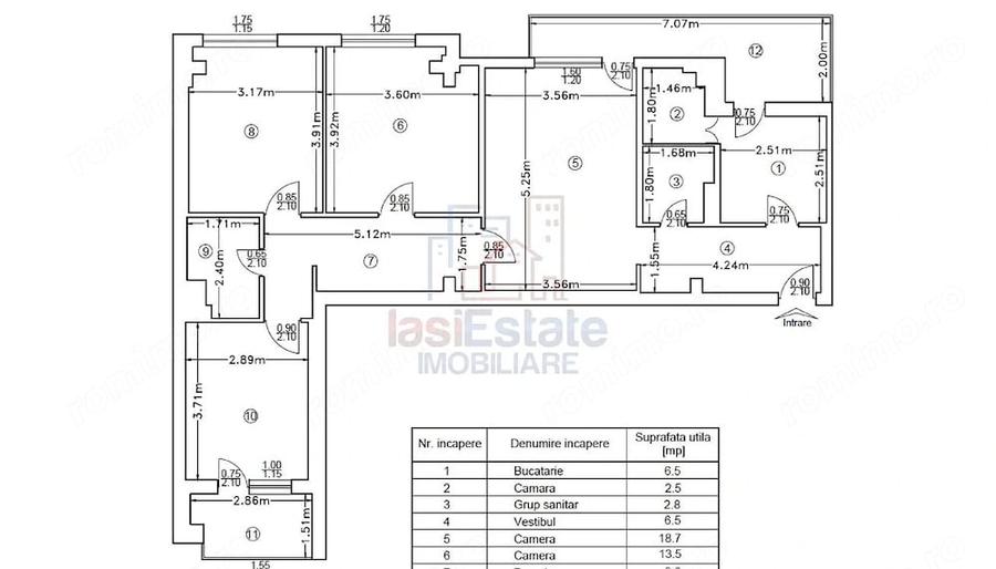 Apartament cu 4 camere semidecomandat în Filiași
