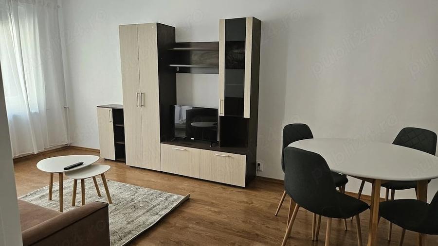 Apartament cu 2 camere decomandat în Crângași
