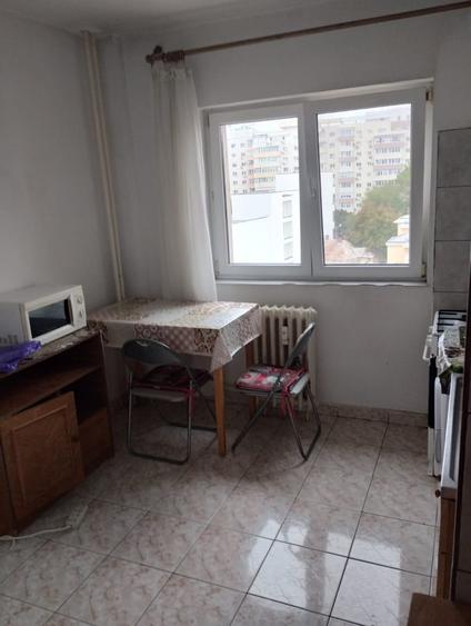 Garsonieră decomandată în Iancului