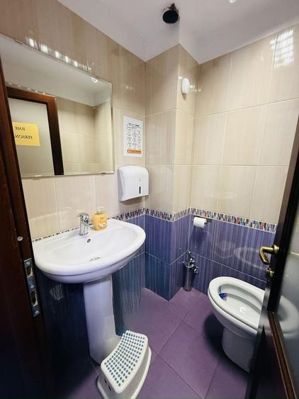Casă individuală cu 15 camere cu Canalizare în Mehala