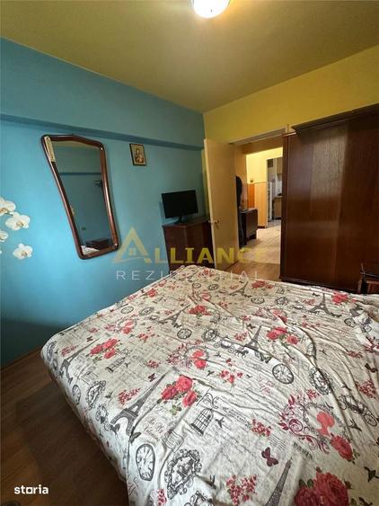 Apartament cu 3 camere decomandat, mobilat în Giurgiului