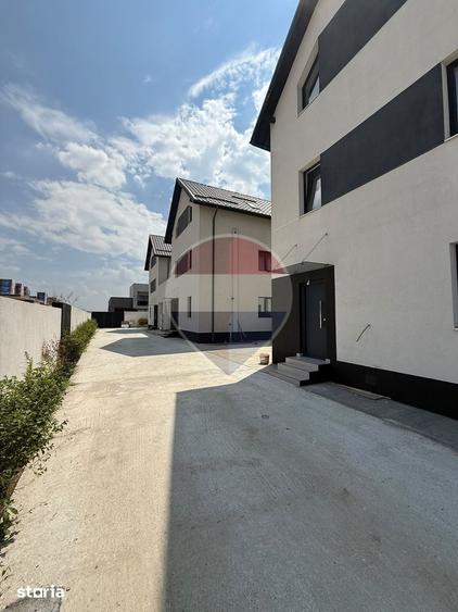Casă cu 5 camere cu Teren 300 Mp în Central