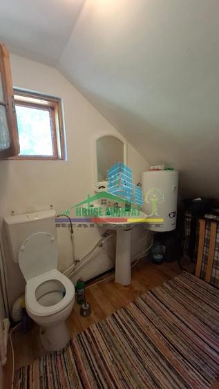 Casă cu Teren 4070 Mp în Soveja