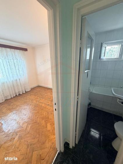 Apartament cu 4 camere în Micro 13