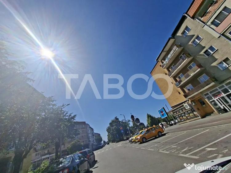 Apartament cu 2 camere decomandat în Ștrand