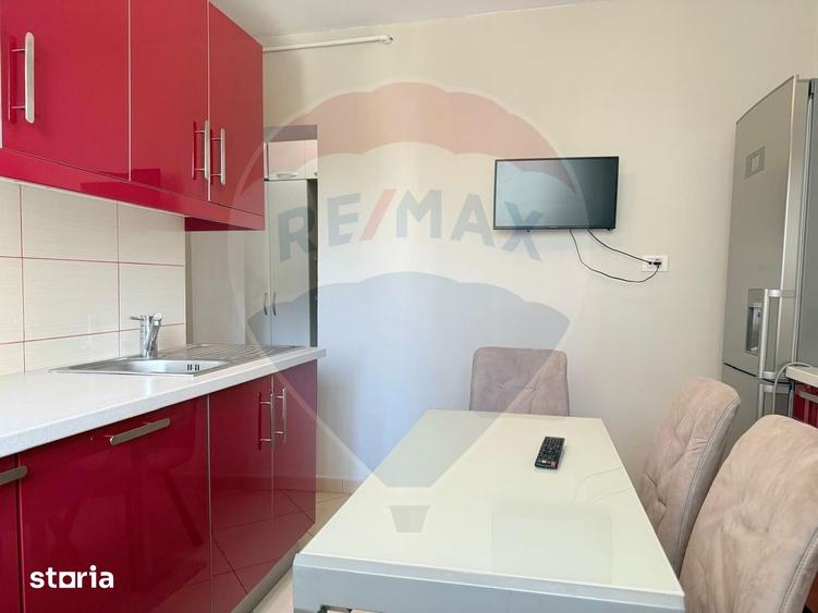 Apartament cu 3 camere, mobilat în Berceni