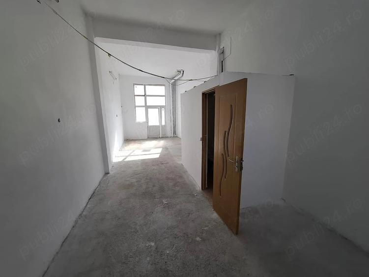 Spațiu comercial, de 40 mp, în Boul Roșu