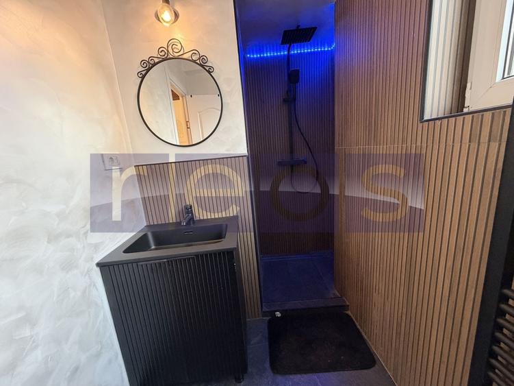 Apartament cu 4 camere semidecomandat, mobilat în Universitate