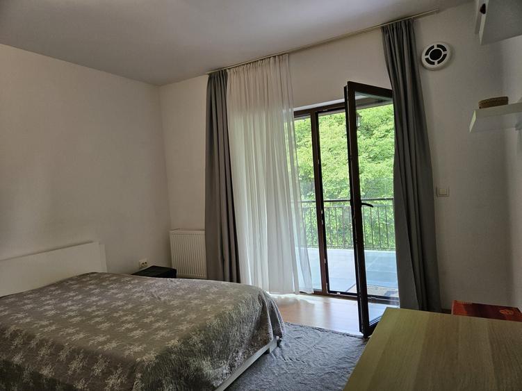 Apartament cu 3 camere semidecomandat în Mănăștur