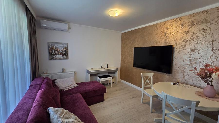 Apartament cu 3 camere decomandat în Nord