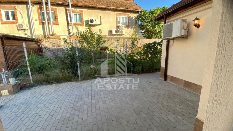 Casă cu 4 camere cu Canalizare în Lipovei