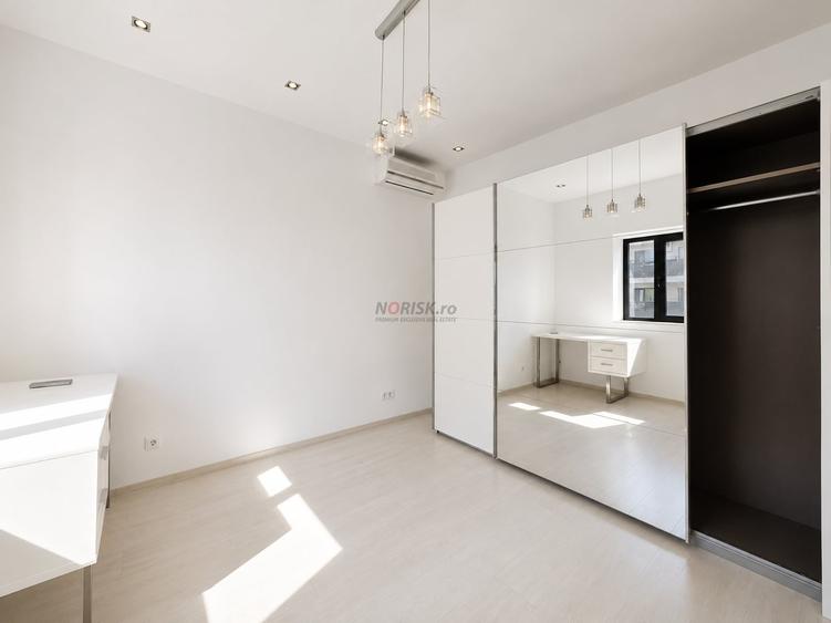 Apartament cu 3 camere, mobilat în Băneasa