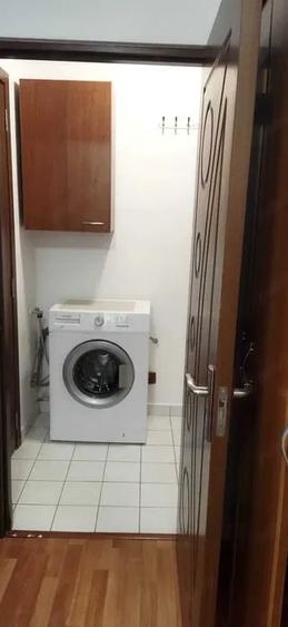 Garsonieră semidecomandată în Titan