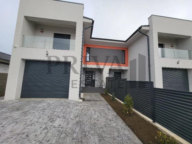 Duplex cu 4 camere cu Canalizare în Dumbrăvița