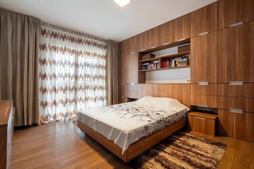 Apartament cu 3 camere semidecomandat, mobilat în Moșilor