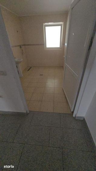 Spațiu comercial, de 162 mp, în Central