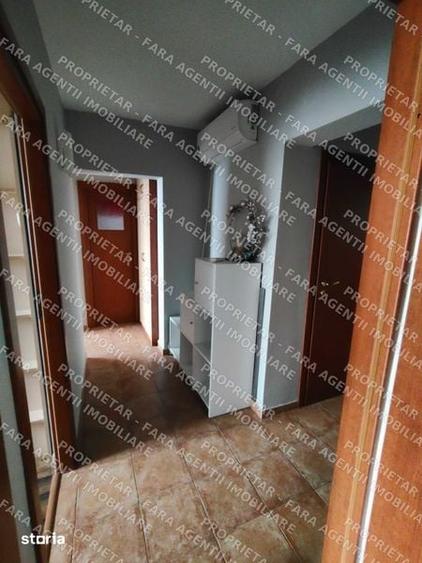 Apartament cu 3 camere decomandat în Drumul Taberei