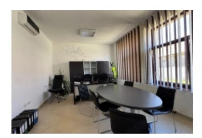 Casă cu Teren 2010 Mp în Săcălaz