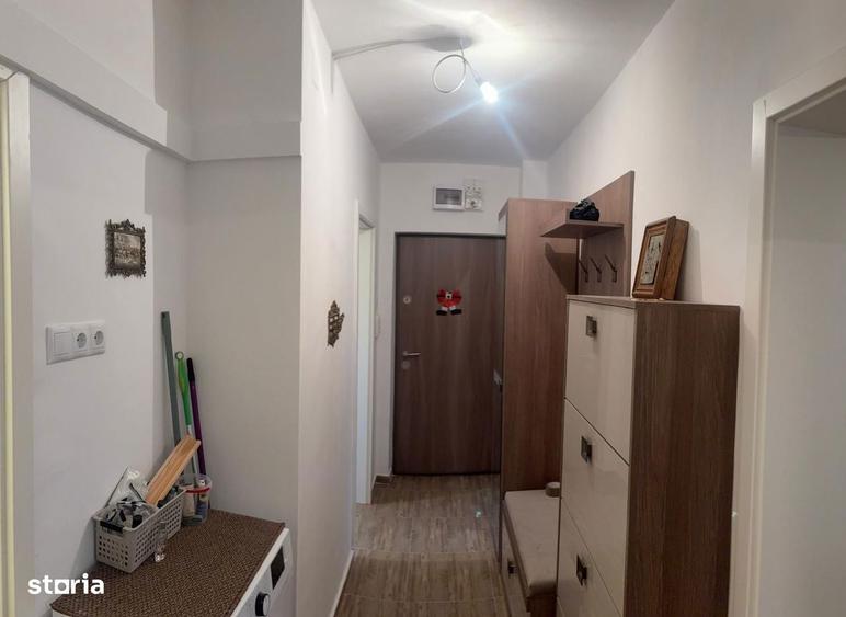 Apartament cu 2 camere decomandat, mobilat în Centrul Civic
