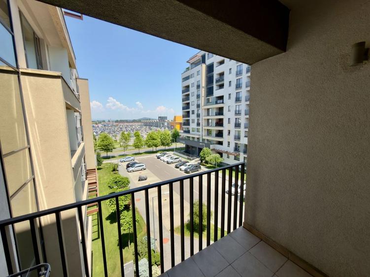 Apartament cu 2 camere decomandat, mobilat în Tractorul