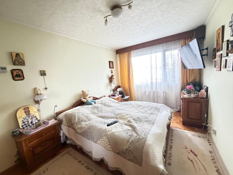 Apartament cu 3 camere decomandat, mobilat în Circumvalațiunii