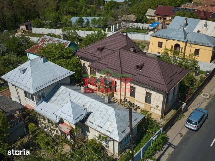 Casă cu 5 camere cu Teren 1623 Mp în Central