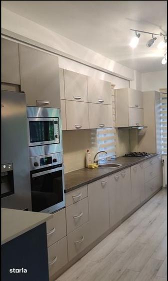 De inchiriat apartament cu 3 camere - 3