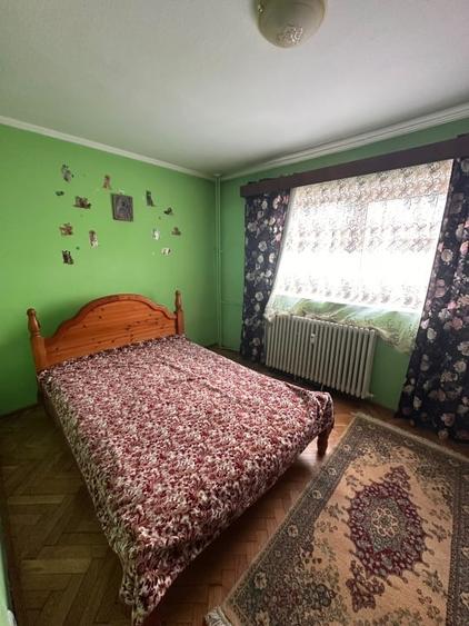 Apartament cu 2 camere semidecomandat, mobilat în Sud