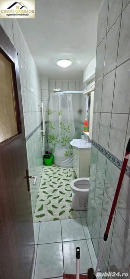 Apartament cu 4 camere semidecomandat în Micro II