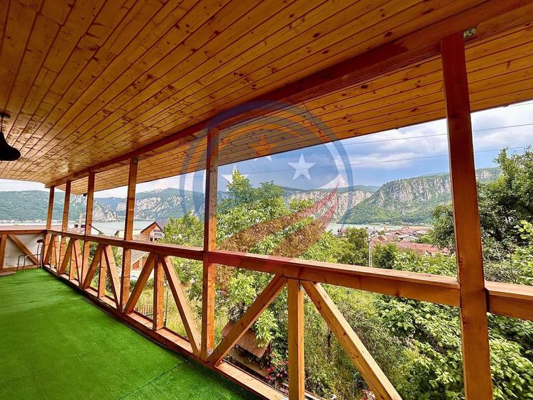 Casă individuală cu 4 camere cu Canalizare în Dubova