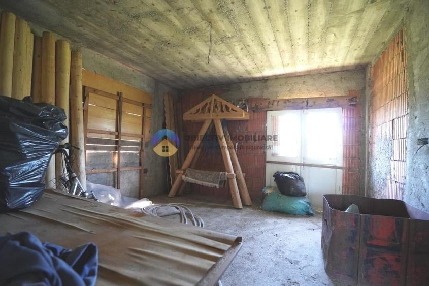 Casă cu 3 camere cu Teren 600 Mp în Cut