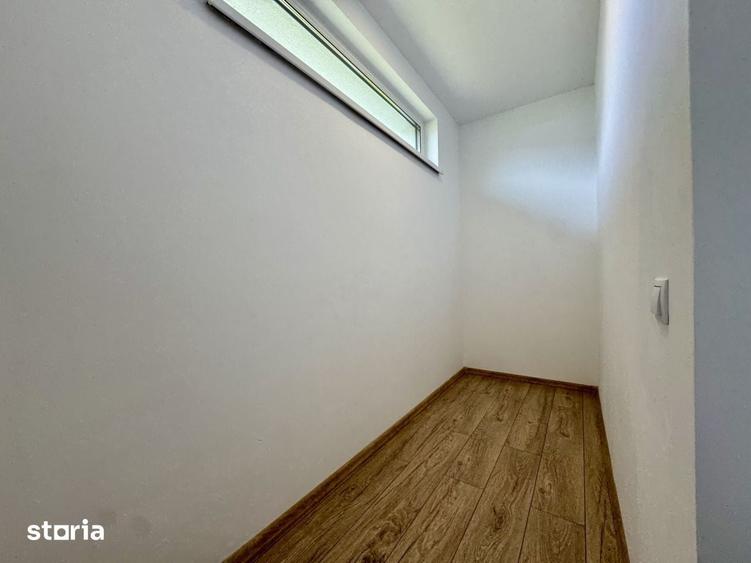 Casă cu 4 camere cu Teren 500 Mp în Baciu