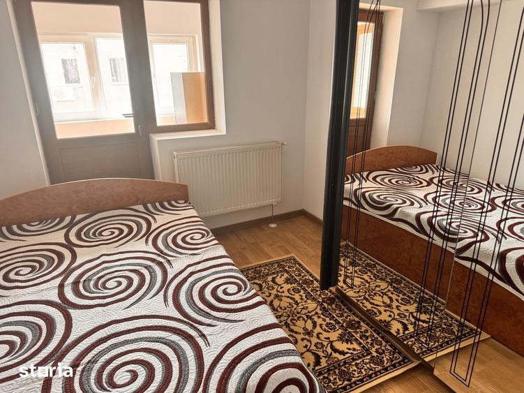 Apartament cu 4 camere decomandat în Unirii Sud