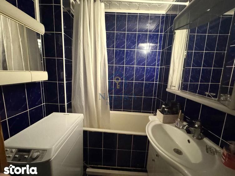 Apartament cu 3 camere decomandat în Săsar