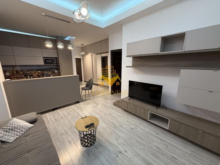 Apartament cu 2 camere semidecomandat în Ultracentral