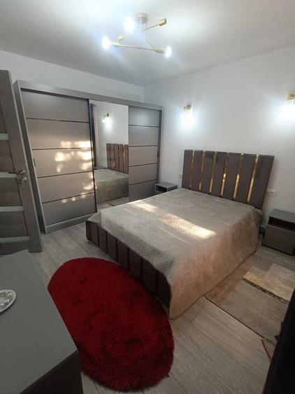 Proprietar | Apartament 2 camere, 2 balcoane | Central, vis-a-vis de Episcopia Ramnicului | Renovat integral - 1