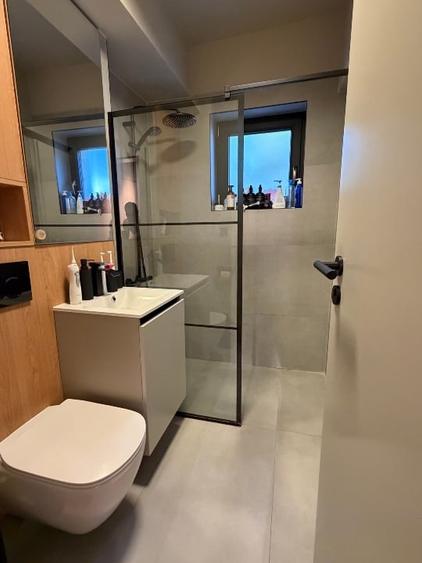 Apartament cu 4 camere decomandat, mobilat în Sărari