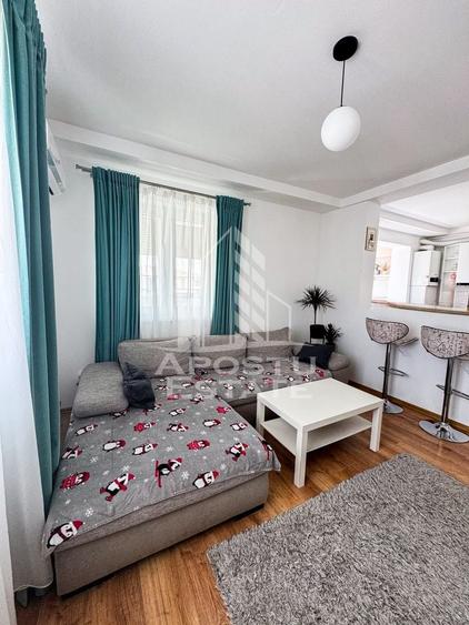 Apartament cu 2 camere decomandat, mobilat în Giroc