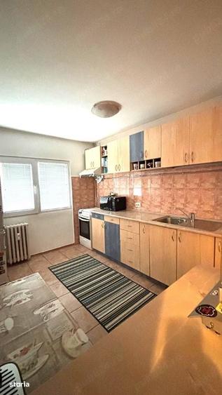 Apartament cu 2 camere decomandat în Drumul Taberei