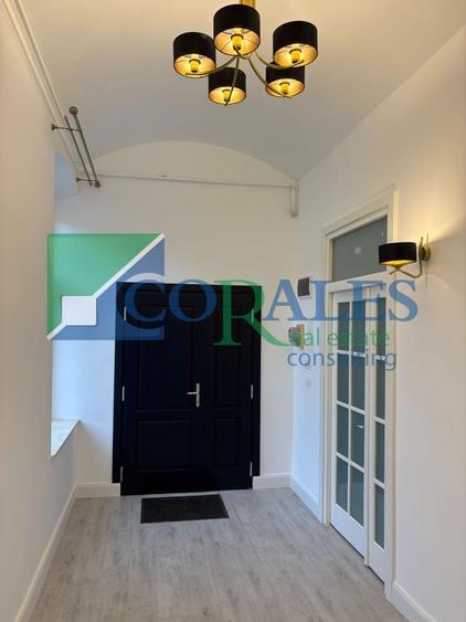 Apartament cu 3 camere semidecomandat în Ultracentral