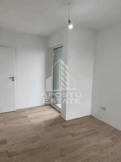 Casă cu Teren 240 Mp în Giarmata