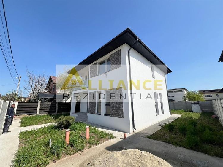 Vila Individuala - 5 camere-3 bai-Strada Miorita-500 M  de STV - 1