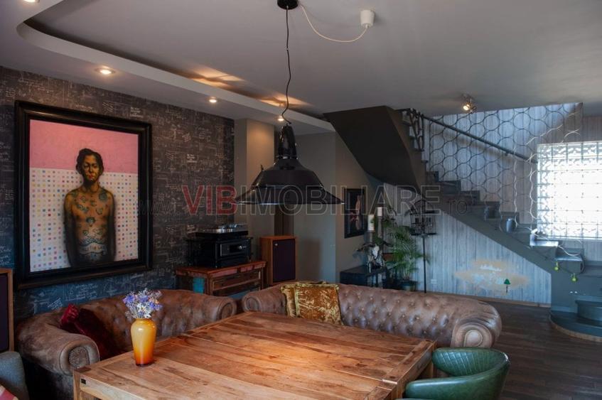 Apartament cu 6 camere decomandat în Aviatorilor