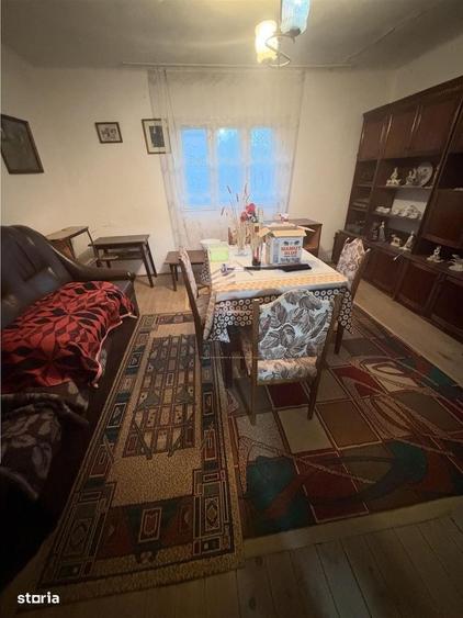 Casă cu 3 camere în Oșorhei