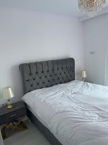 Apartament cu 2 camere semidecomandat, mobilat în Aradului
