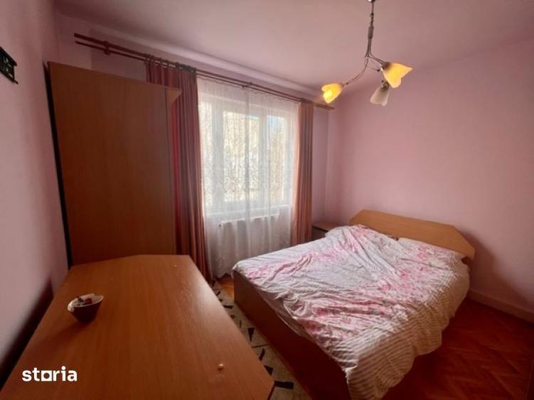 Apartament cu 4 camere în Tudor Vladimirescu