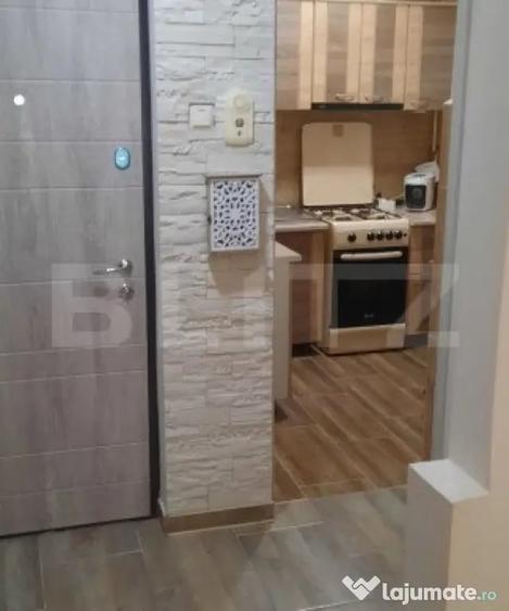 Apartament cu 3 camere semidecomandat în Carpați 1