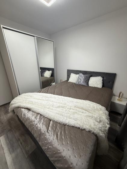 Apartament cu 2 camere decomandat în Simeria